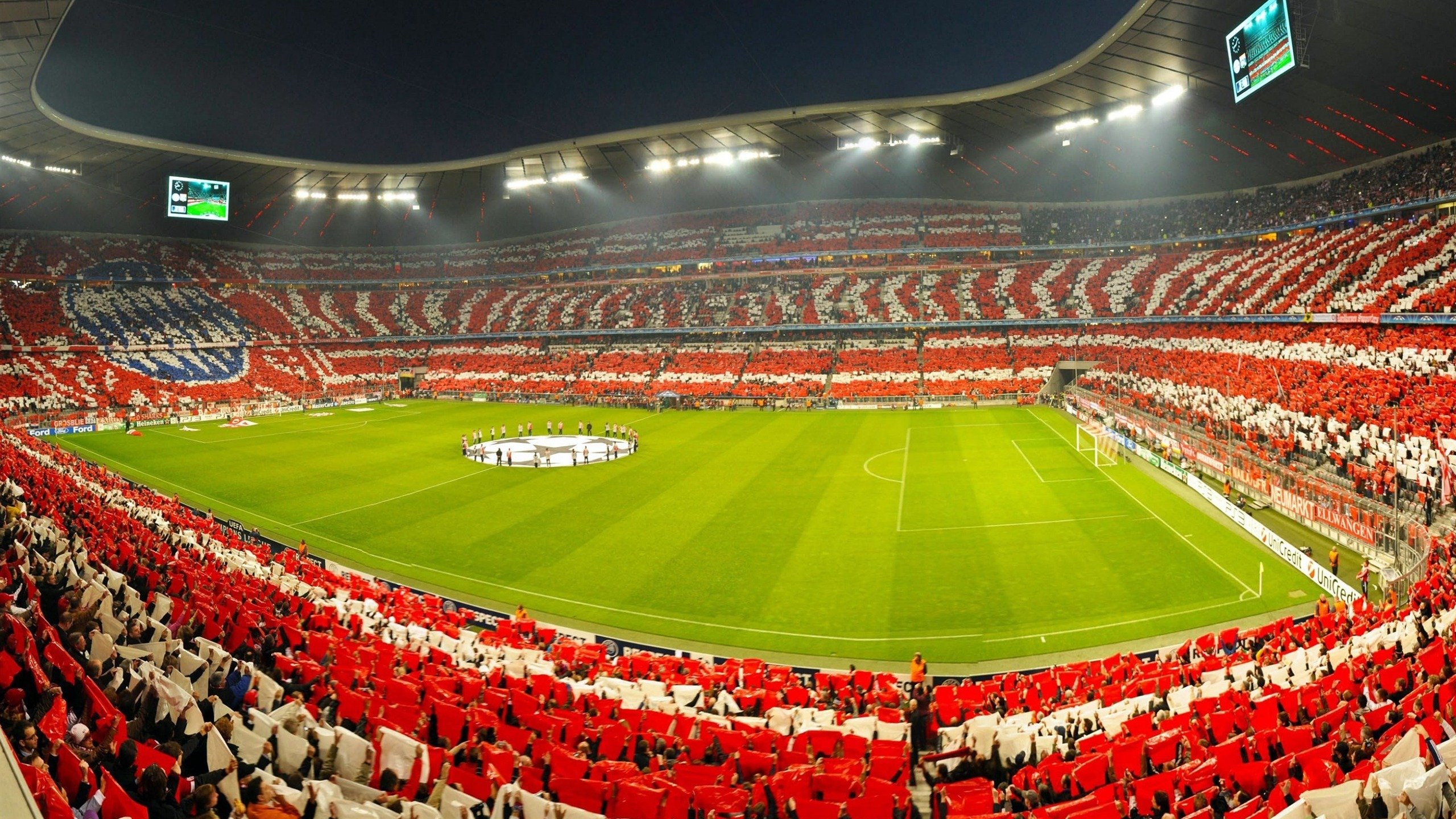 爱游戏app注册-巴黎圣日耳曼吸引全球关注度创新高，巴黎圣日耳曼全员合照